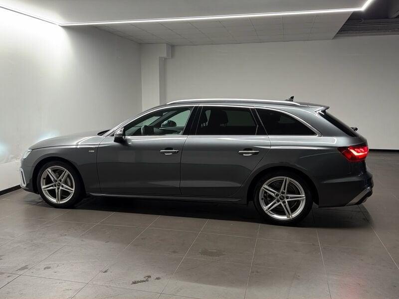 Audi A4 AVANT 40 TDI QUATTRO S TRONIC S LINE