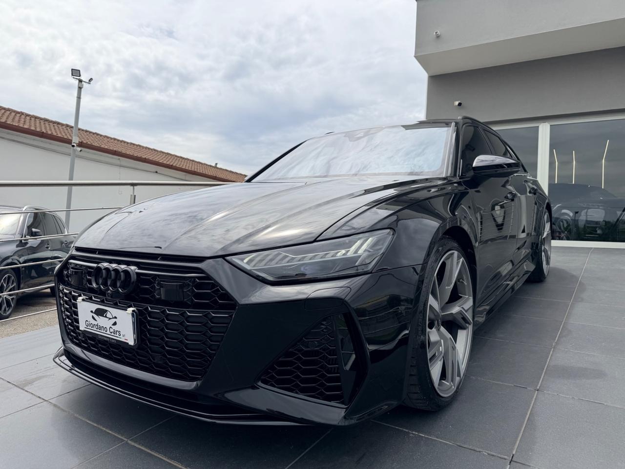Audi RS6 RS 6 Avant 4.0 TFSI V8 quattro tiptronic Performance