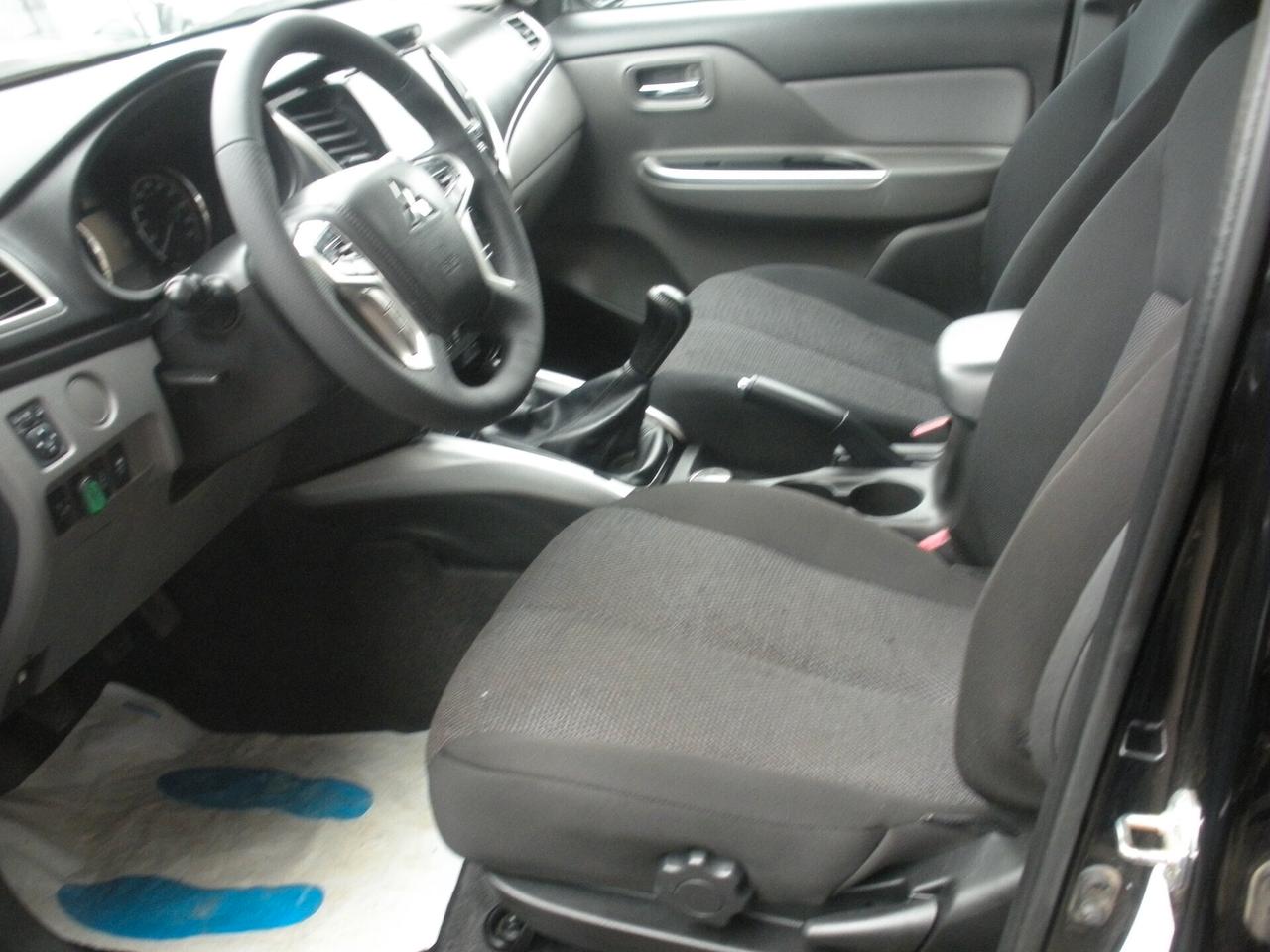 Mitsubishi L200 2.4 DI-D/181CV Double Cab SAFARI