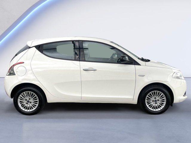 LANCIA Ypsilon 1.2 BENZ 69 CV 5 porte Gold ADATTA A NEOPATENTATI
