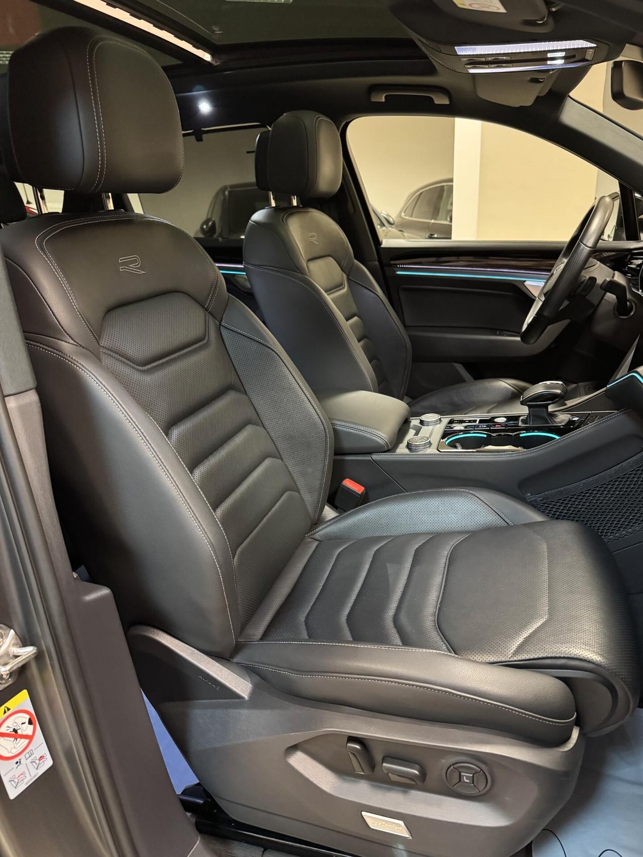 Volkswagen Touareg 3.0 V6 TDI 286 CV SCR R-Line