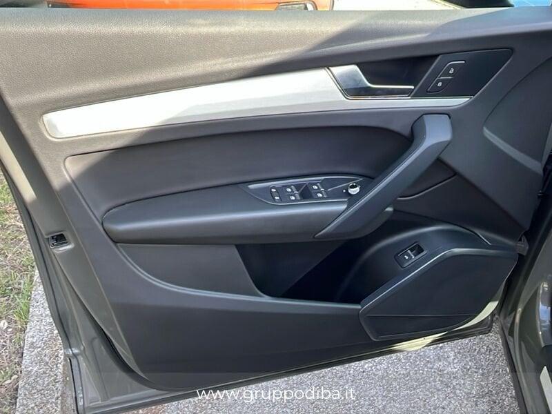 Audi Q5 II 2020 40 2.0 tdi mhev 12V S line quattro s-tronic