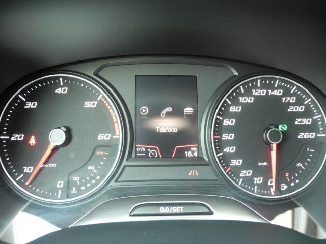 SEAT Leon 1.6 TDI 115cv DSG ST Business -OK NEOPAT.-IVA Det.