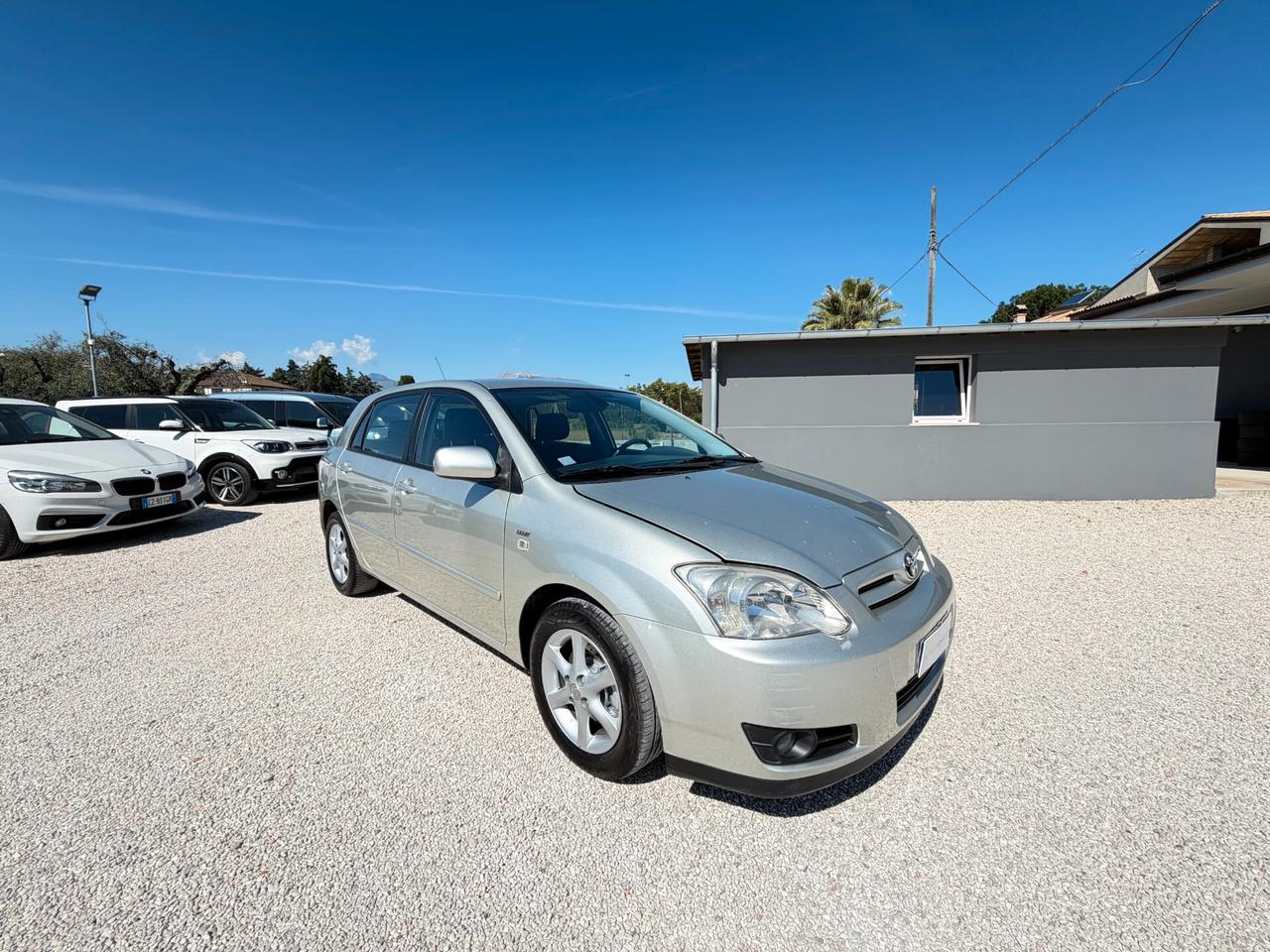 Toyota Corolla 1.4 D-4D 90 cv 5 p automatica 284.610 km