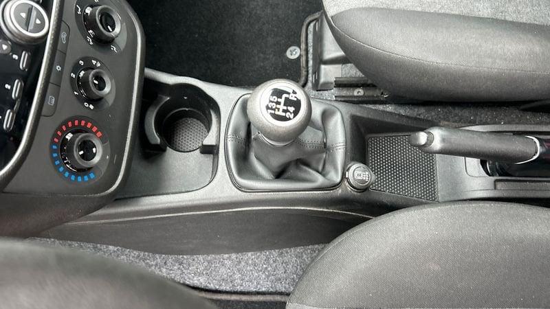 FIAT Punto 5 Porte 1.2 Young