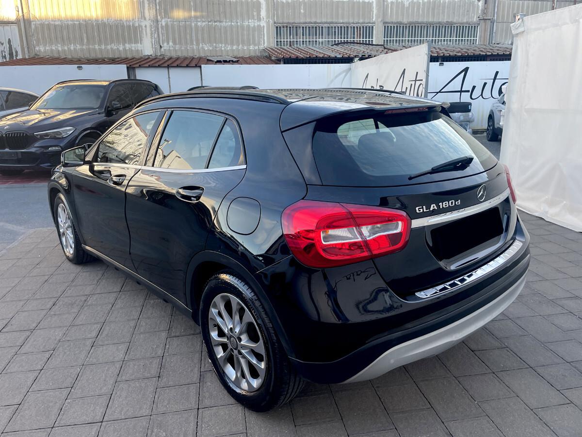 Mercedes-benz GLA 180 d Sport