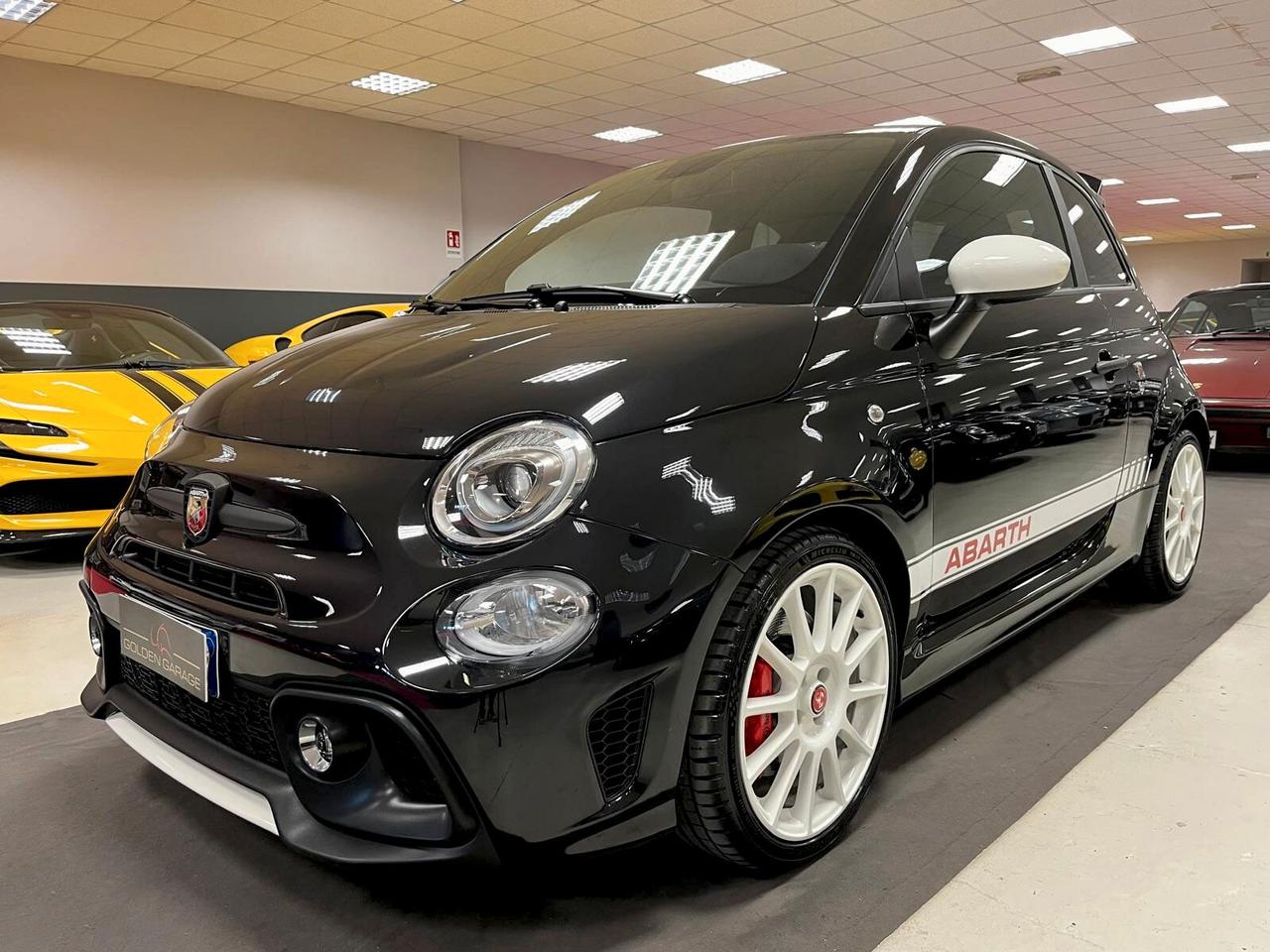 Abarth 695 1.4 Turbo T-Jet 180 CV Esseesse