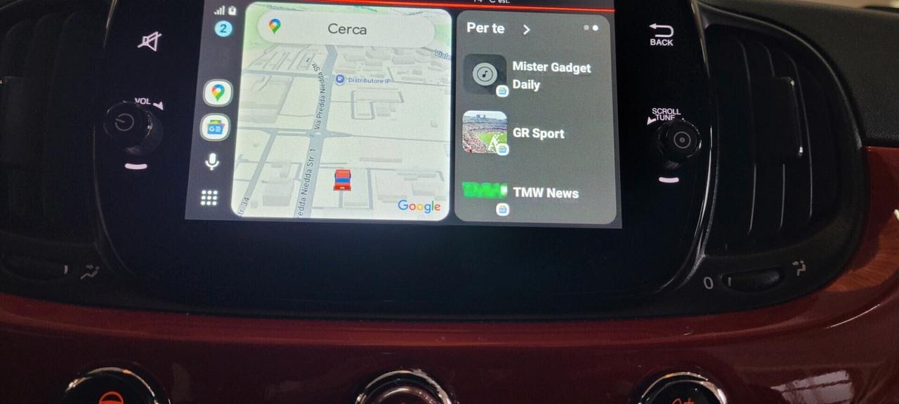 Fiat 500 1.0 Hybrid Red