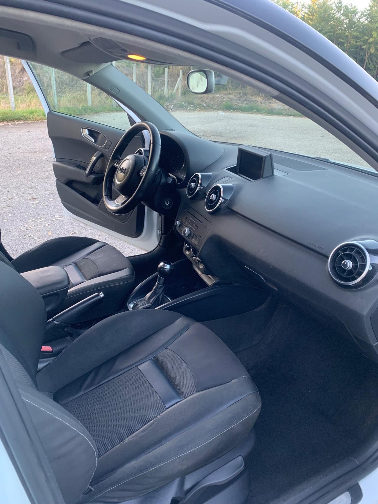 Audi A1 SPB 1.6 TDI S tronic line edition