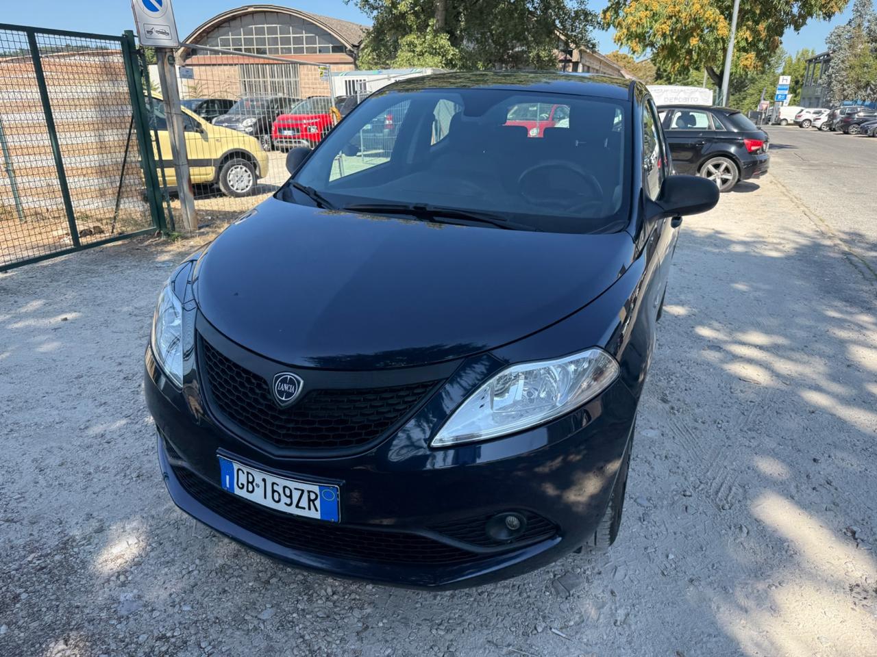Lancia Ypsilon 1.2 69 CV 5 porte GPL Ecochic Platinum