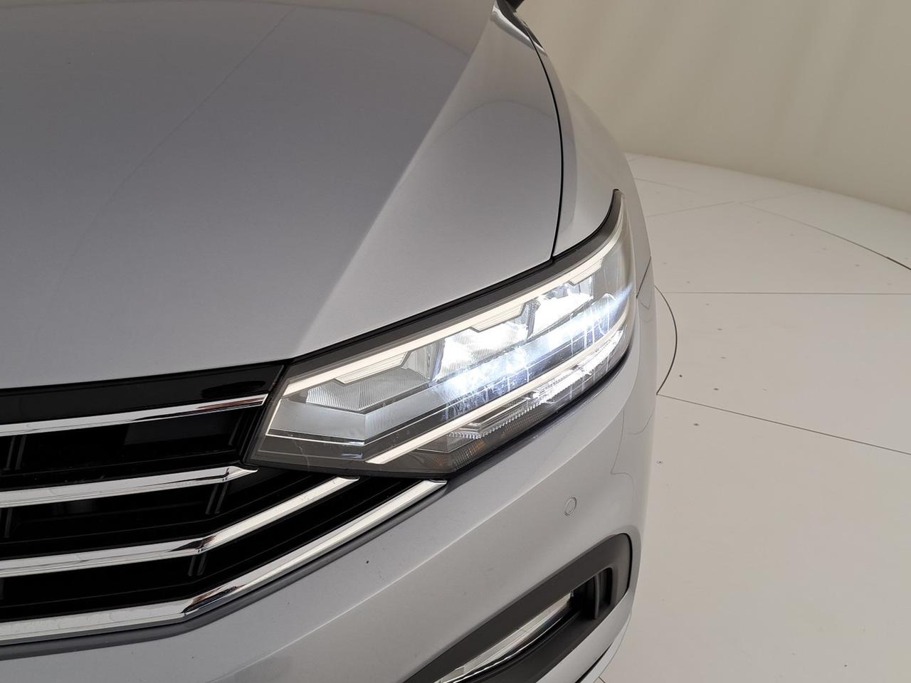 Volkswagen Passat variant 2.0 tdi business 150cv dsg