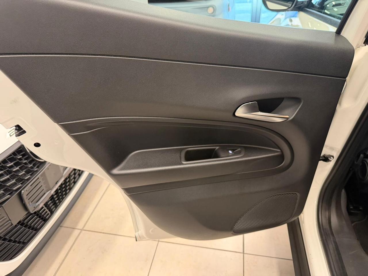 Alfa Romeo Junior 1.2 145 CV Hybrid eDCT6 RATE DA 260 AL MES