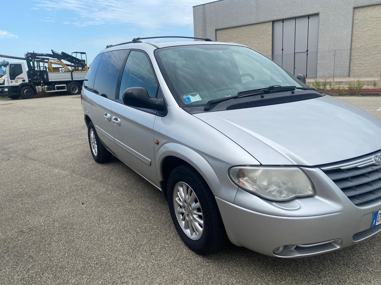 Chrysler Voyager Grand Voyager 2.8 CRD cat LX AutoMATICO 7 POSTI