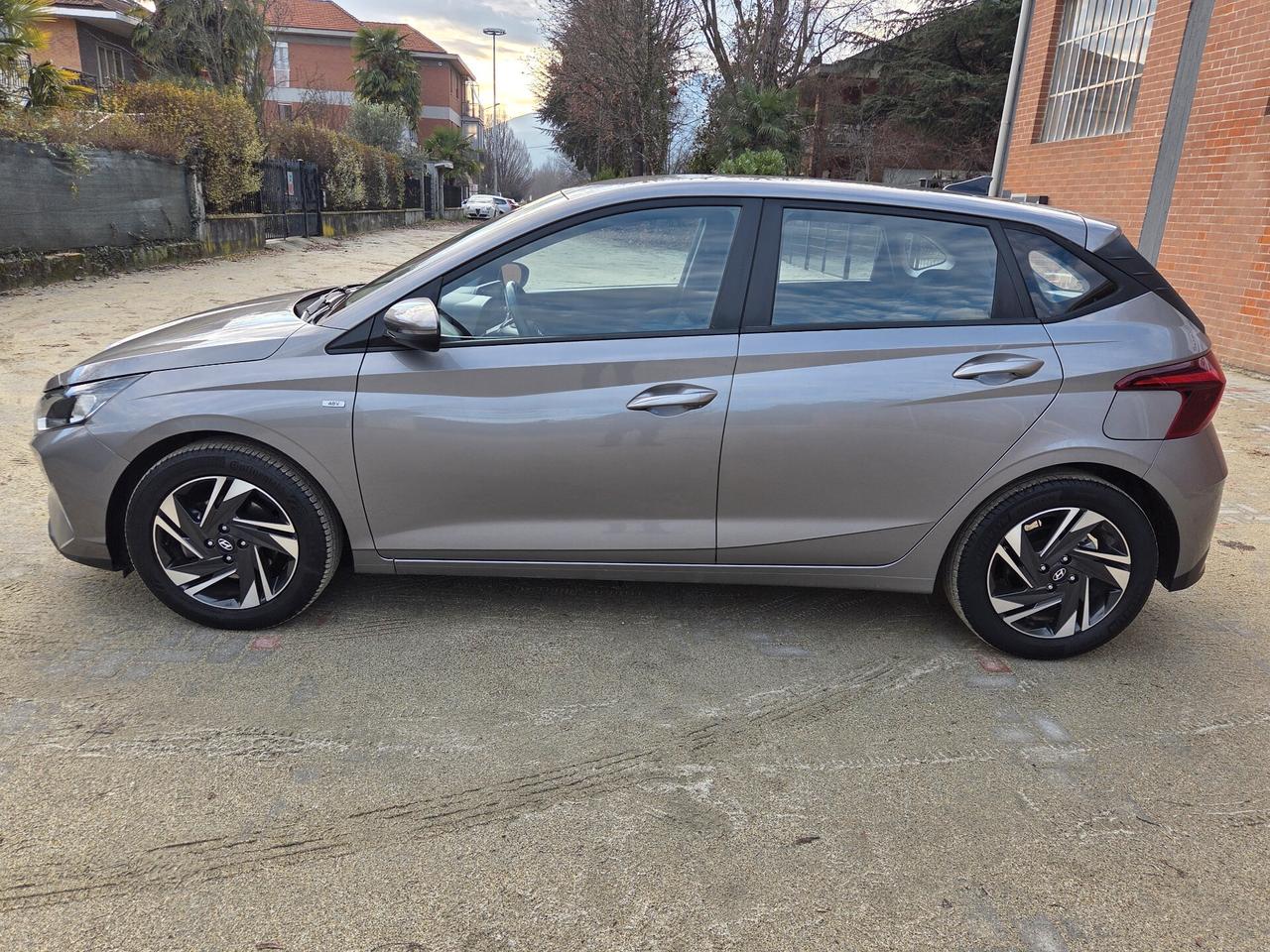 Hyundai i20 1.0 T-GDI 48V 100cv iMT Connectline