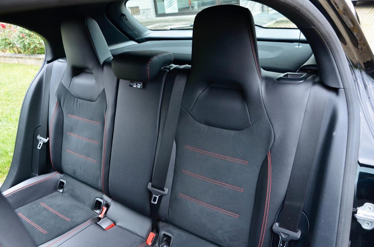 MERCEDES-BENZ A 180d PREMIUM 116cv AUTO, UNICOPROP, SERVICE MERCEDES, UFF ITALIANA, EURO 6D, FARI LED, LUCI AMBIENTE, PERMUTE