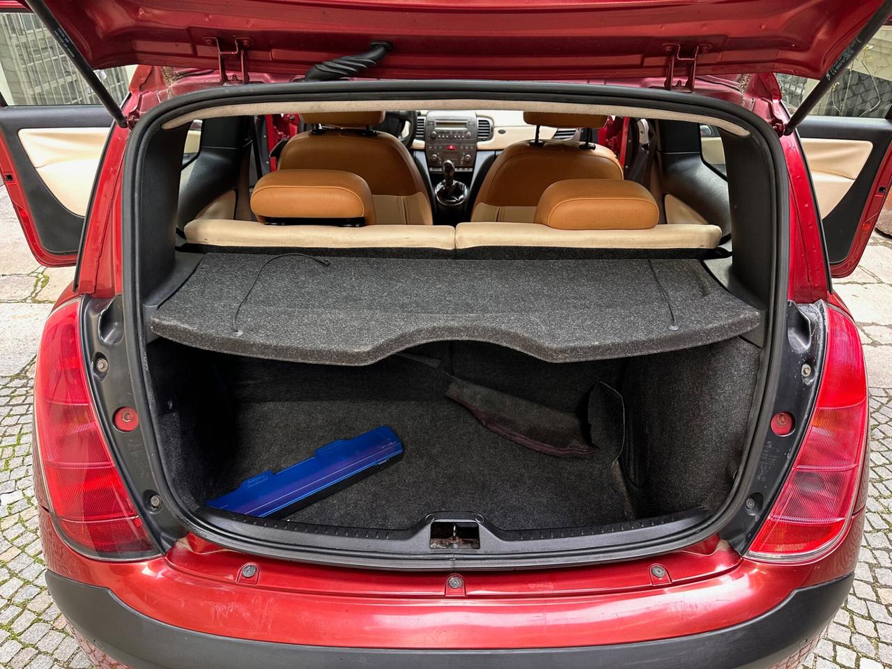 Lancia Ypsilon 1.3 Multijet PELLE - Bose