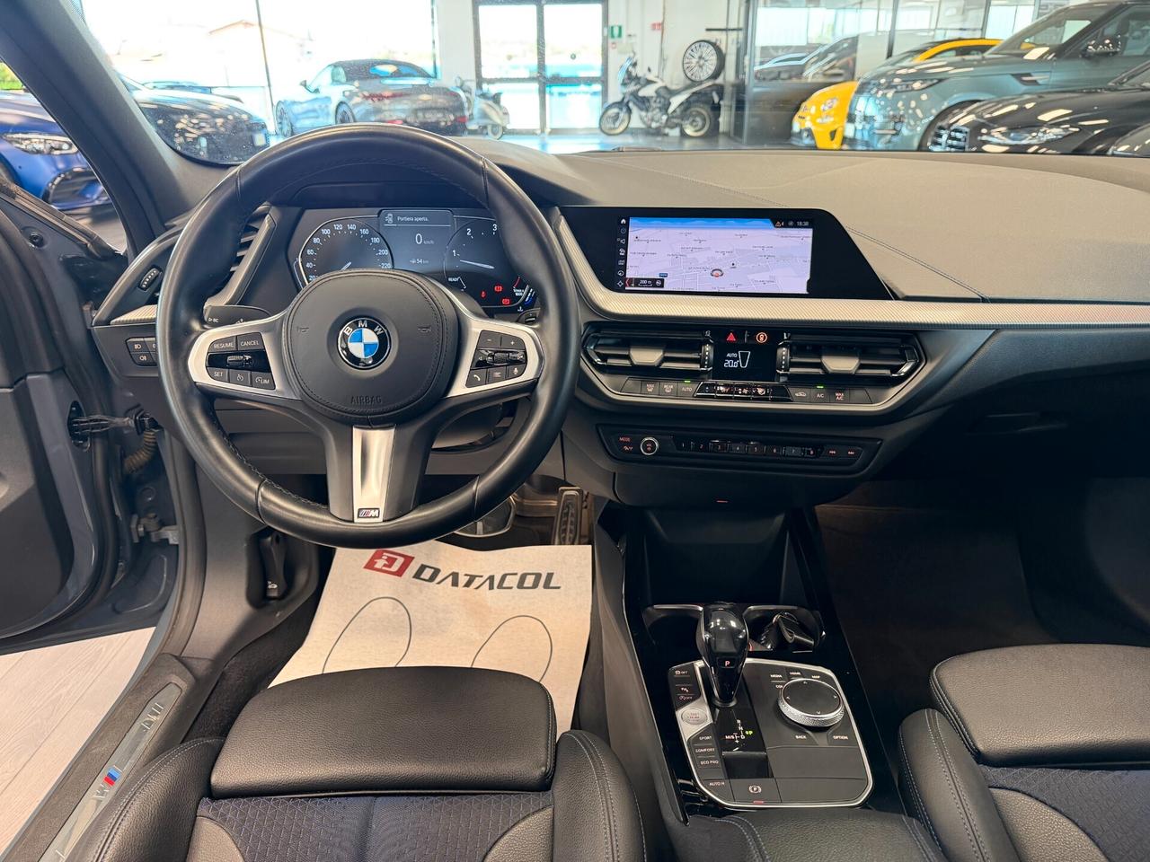 Bmw 118 118d 5p. Msport