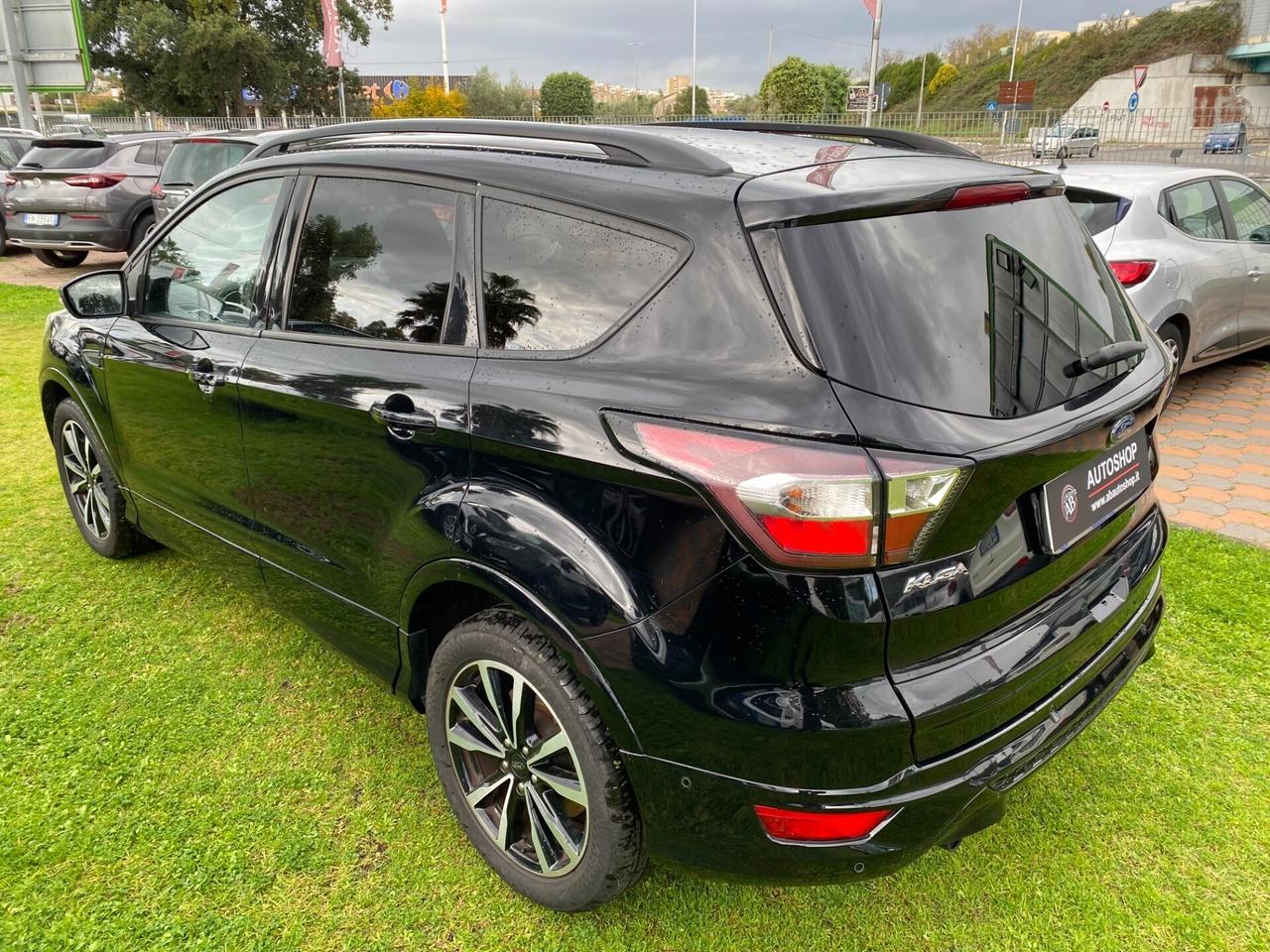 FORD - Kuga - 1.5 TDCI 120 CV 2WD ST-Line - NEOPAT