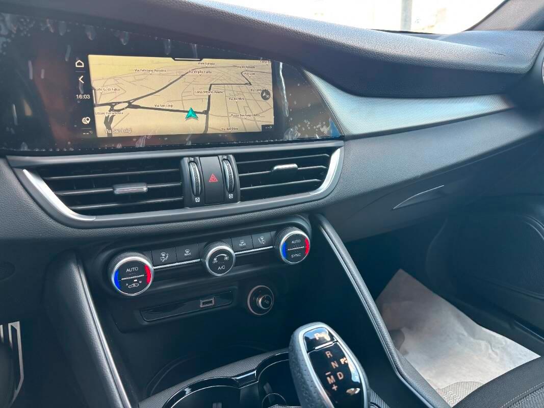 Alfa Romeo Giulia 2.2 t Sprint 160cv auto