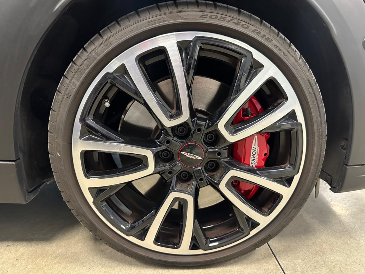 Mini John Cooper Works 3p 2.0 JCW auto