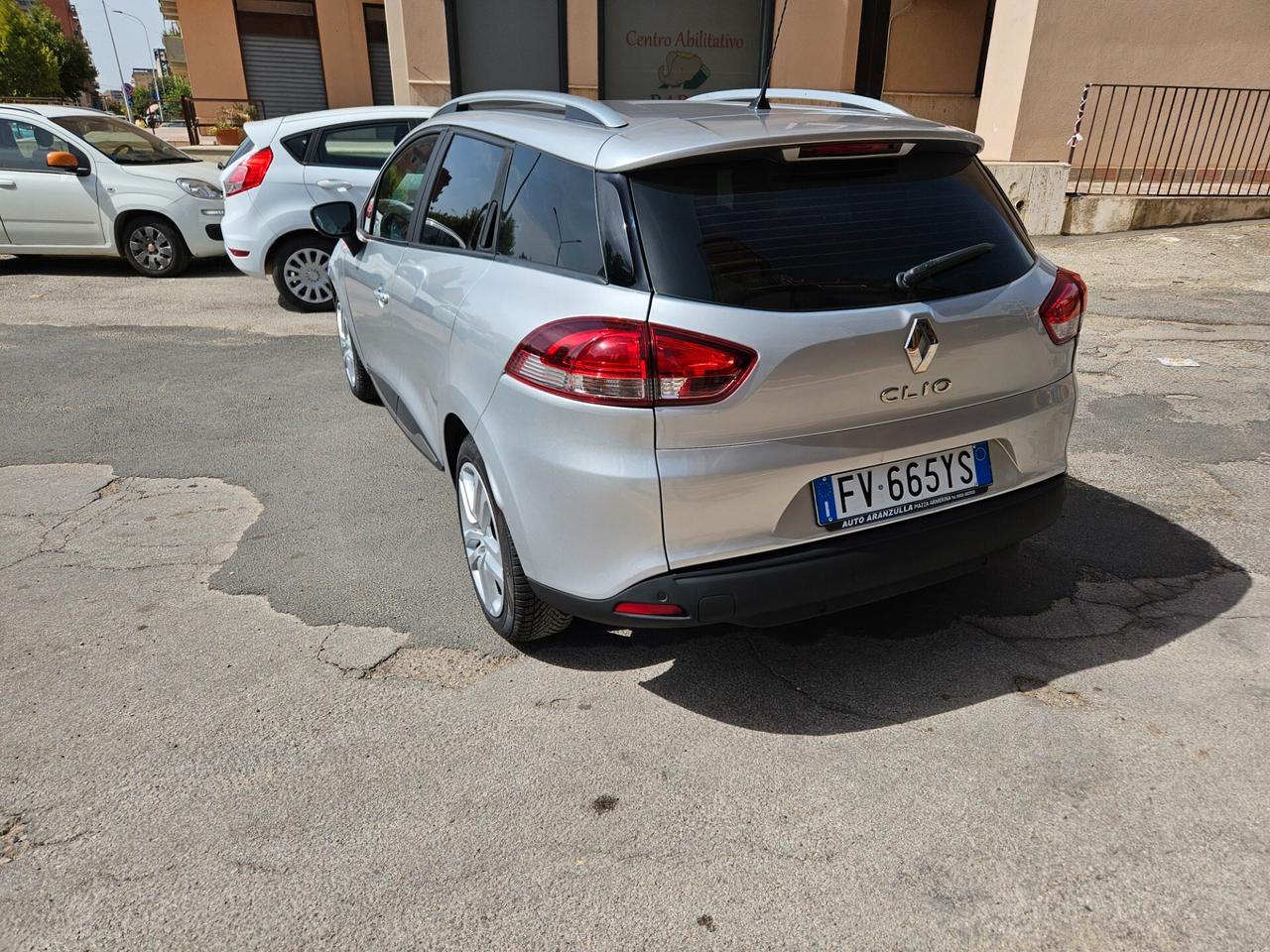 RENAULT CLIO SW 1500 DCI 90 CV NAVI KM CERTIFICATI