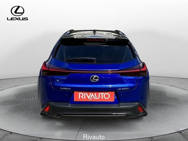 Lexus UX Hybrid Design