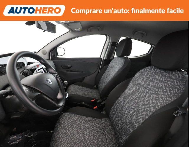 LANCIA Ypsilon 1.0 FireFly 5 porte S&S Hybrid Ecochic Silver