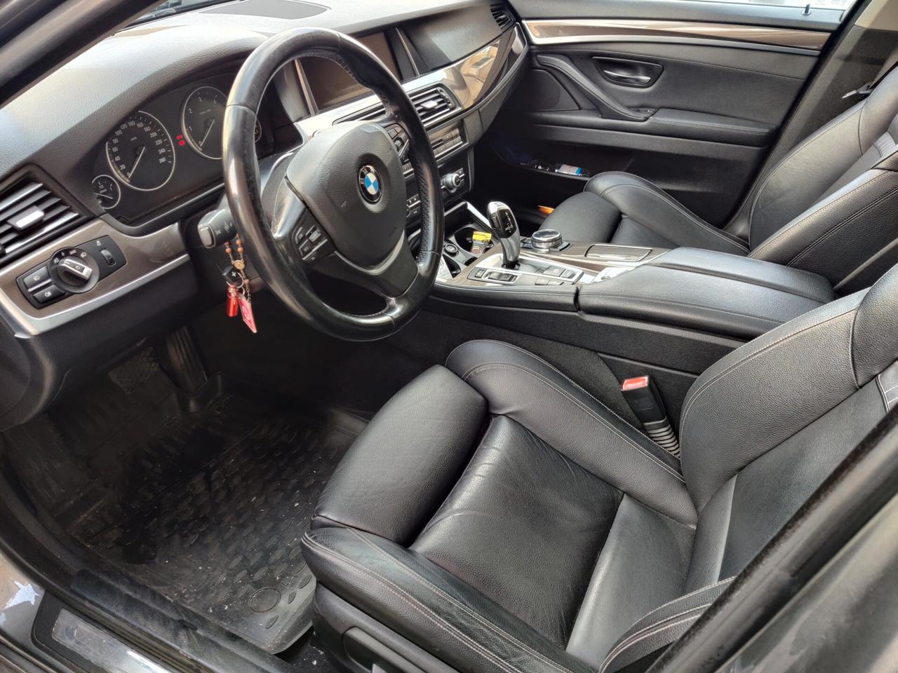 Bmw 520 525d xDrive Touring Luxury