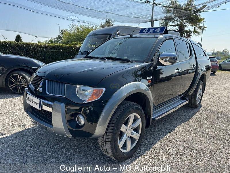 Mitsubishi L200 L200 2.5 DI-D/167CV Double Cab Warrior