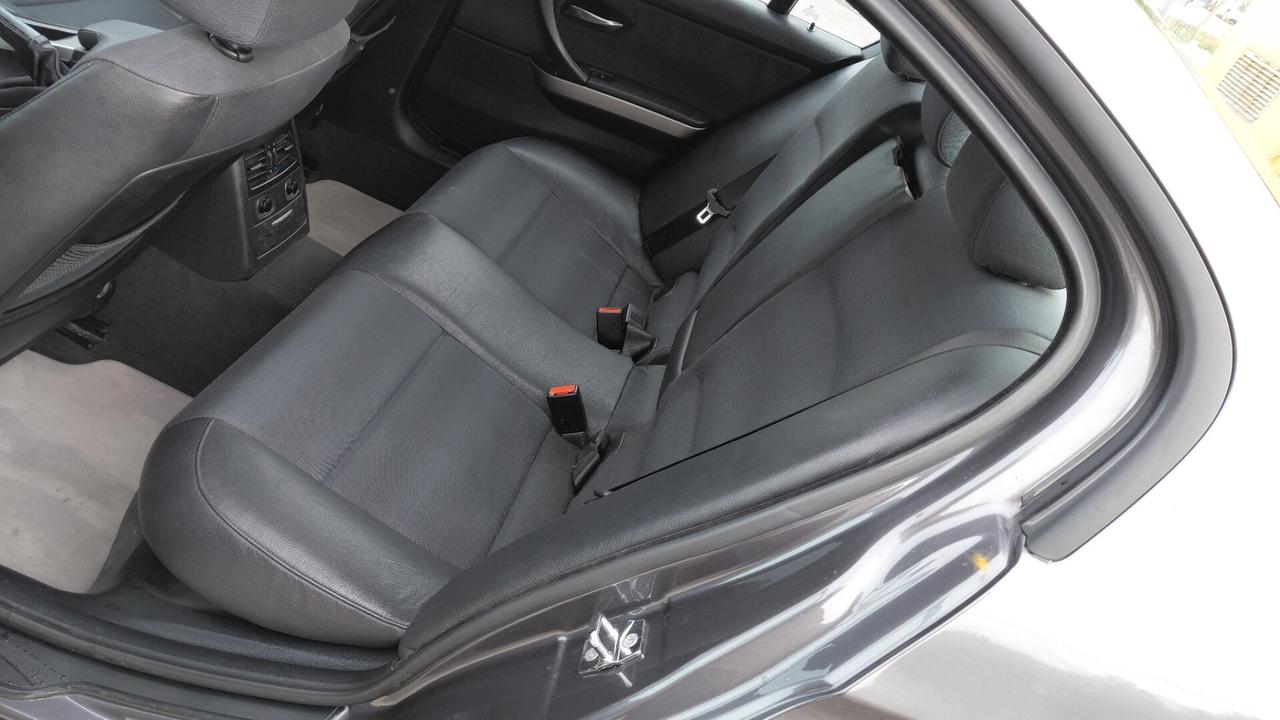 Bmw 320 320i cat Eletta