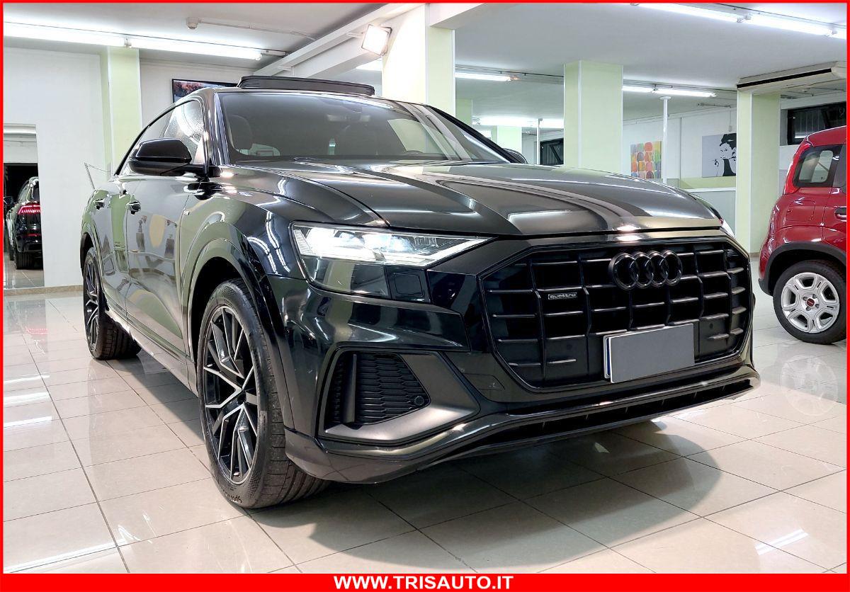 AUDI Q8 50 3.0 TDI Hybrid S-Line Identity Black IVATA (TETTO PANORAMICO APRIBILE)