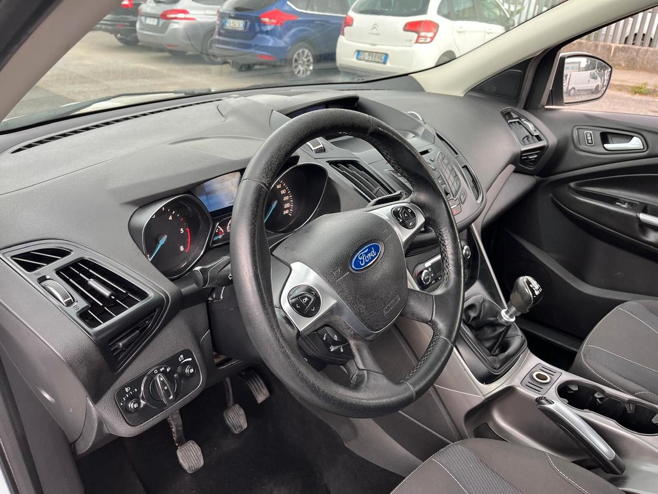 Ford Kuga 2.0 TDCi 140 CV 2WD DPF
