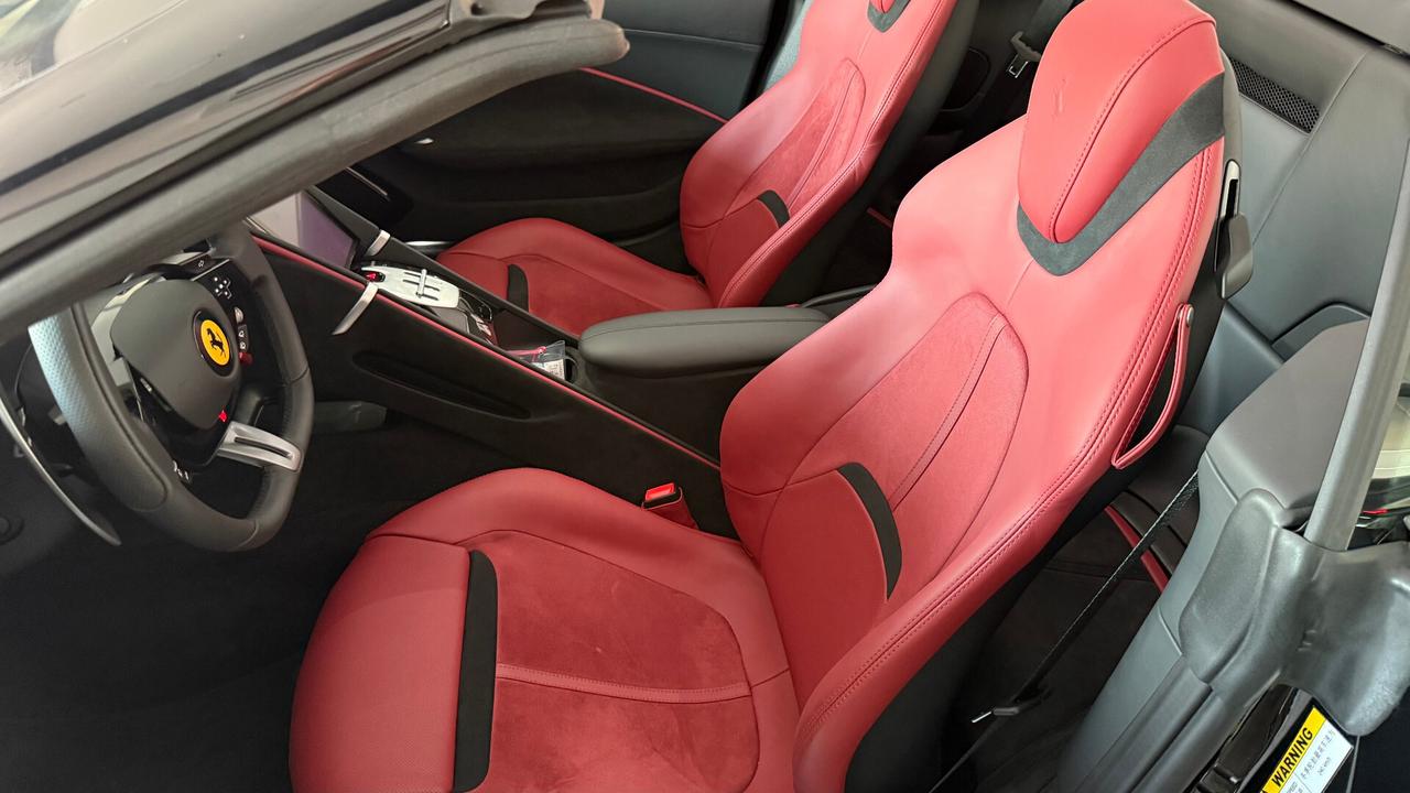 Ferrari Roma Spider KM0 UFF ITALIA
