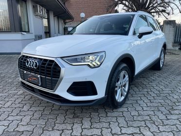 Audi Q3 45 TFSI e S tronic Business