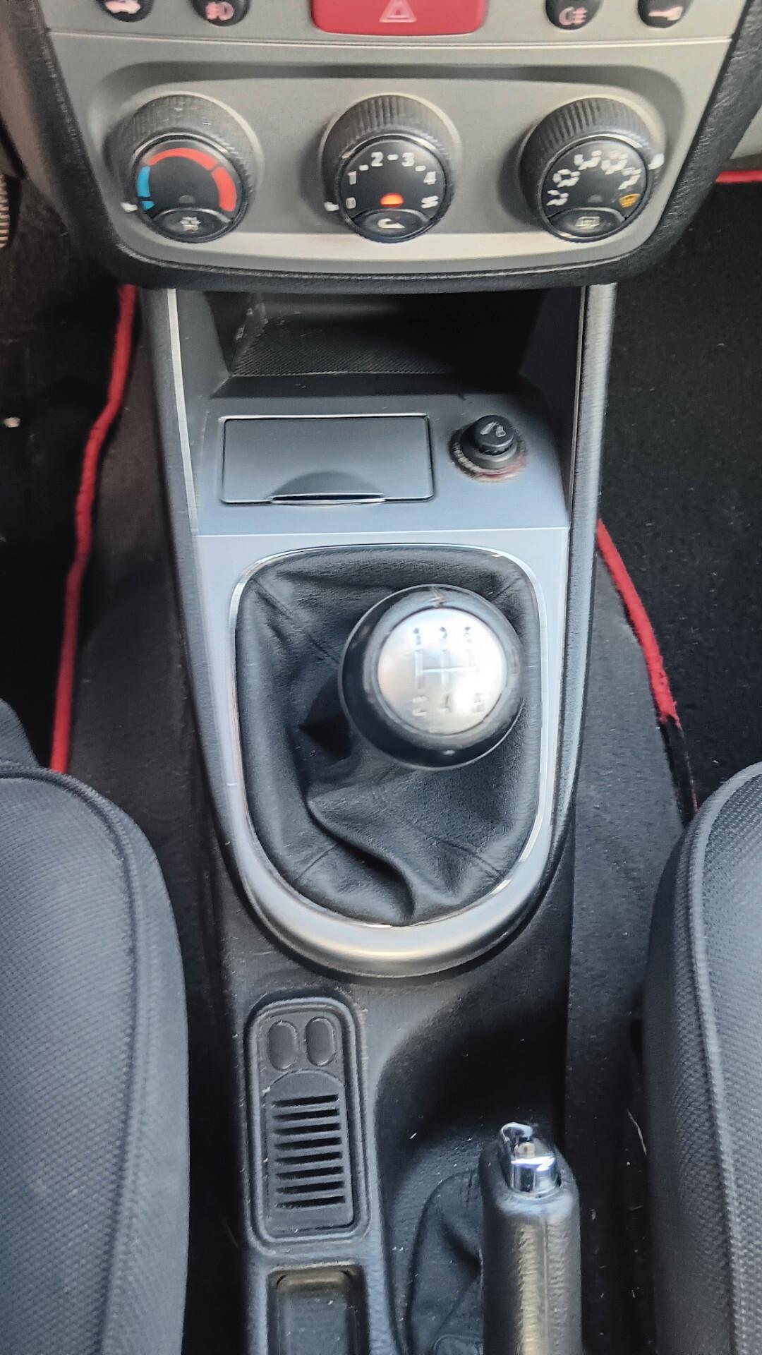 Alfa Romeo 147 1.9 JTD M-JET 16V 5 porte Prog.