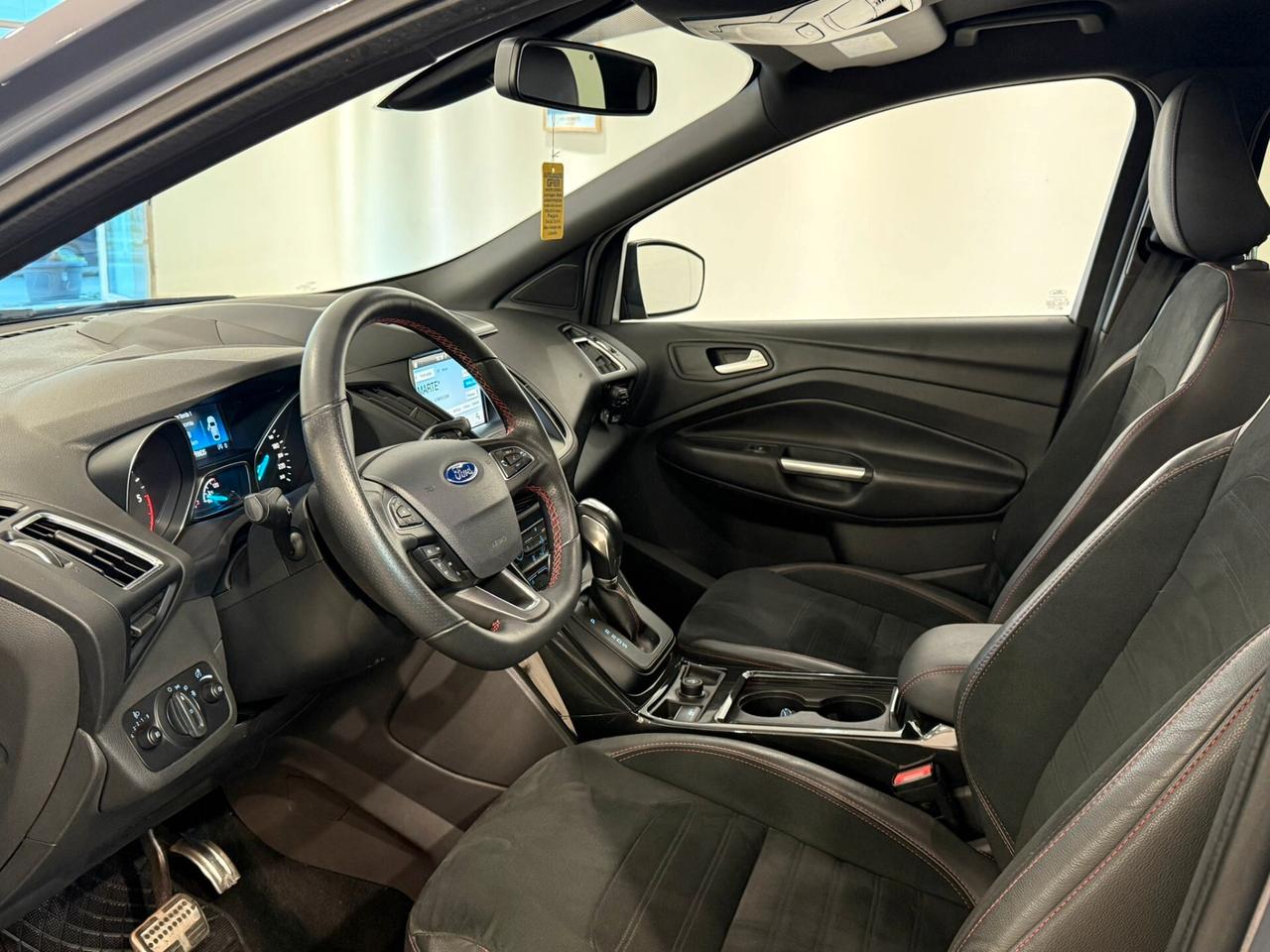 Ford Kuga 2.0 Tdci 120CV ST Line 90.000 KM