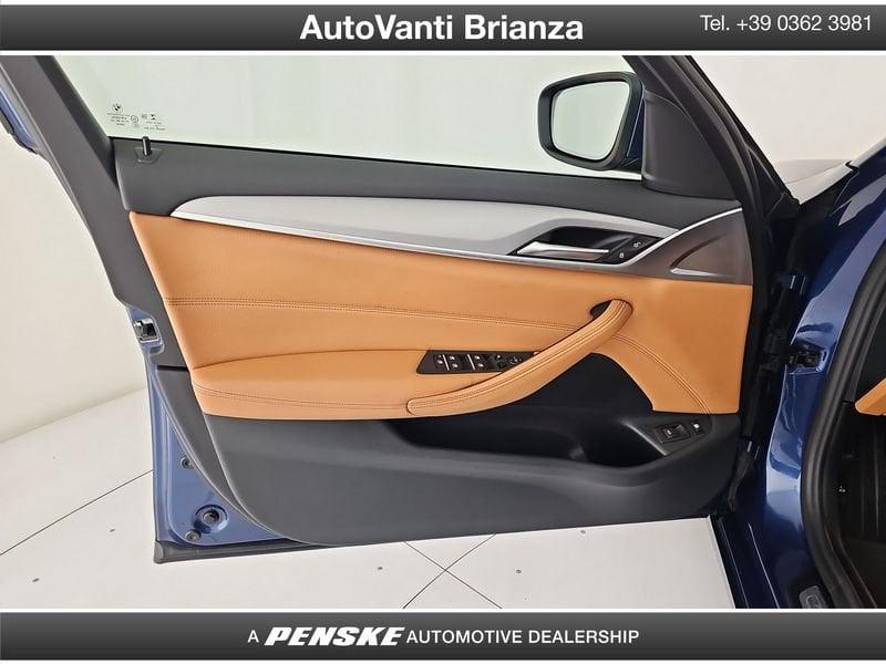 BMW Serie 5 530e Touring xdrive Business
