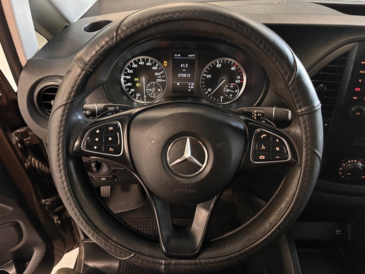 MERCEDES VITO 2.2 190 cv AUTOCARRO 5 POSTI EXTRA LONG