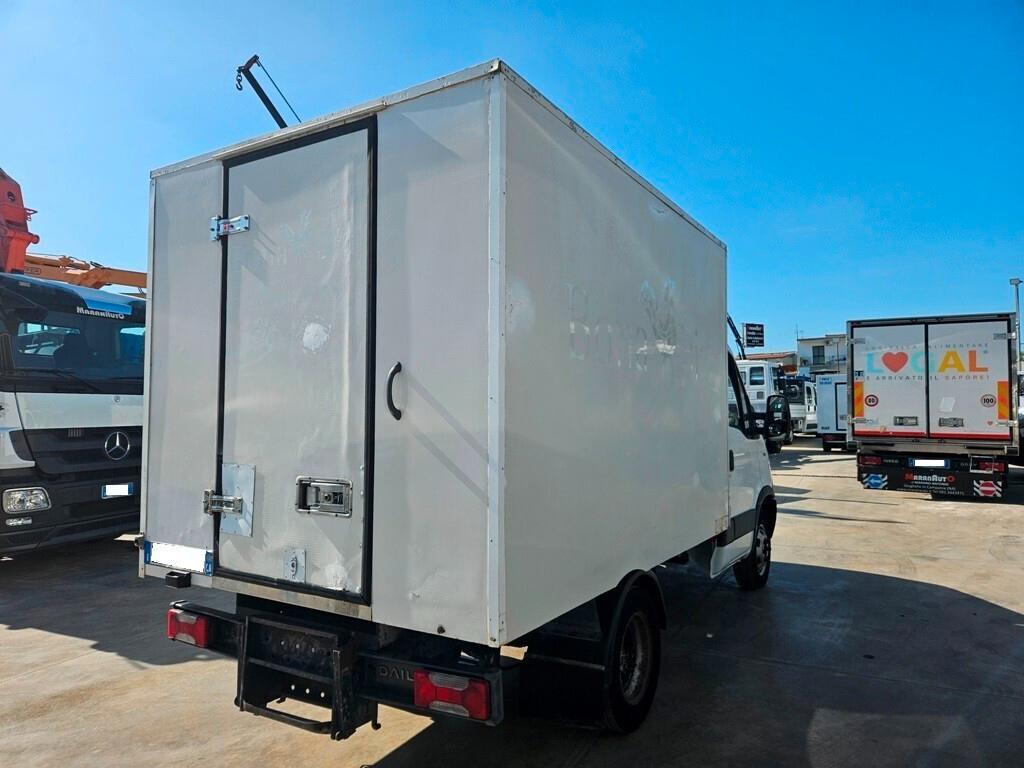 IVECO DAILY 35C15 FRIGO-2013