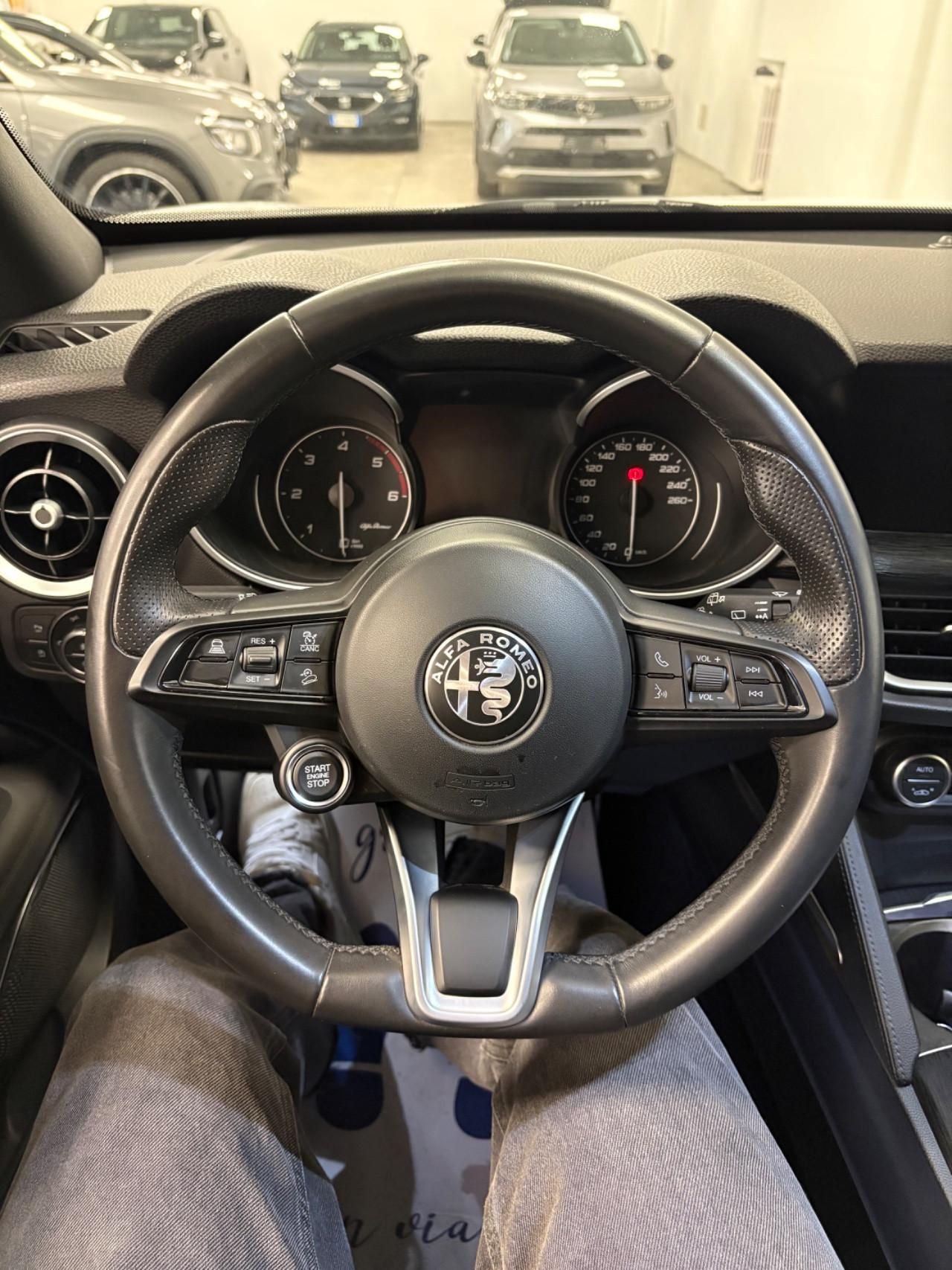 Alfa Romeo Stelvio 2.2 td Super Business AT8 Q4 190cv auto