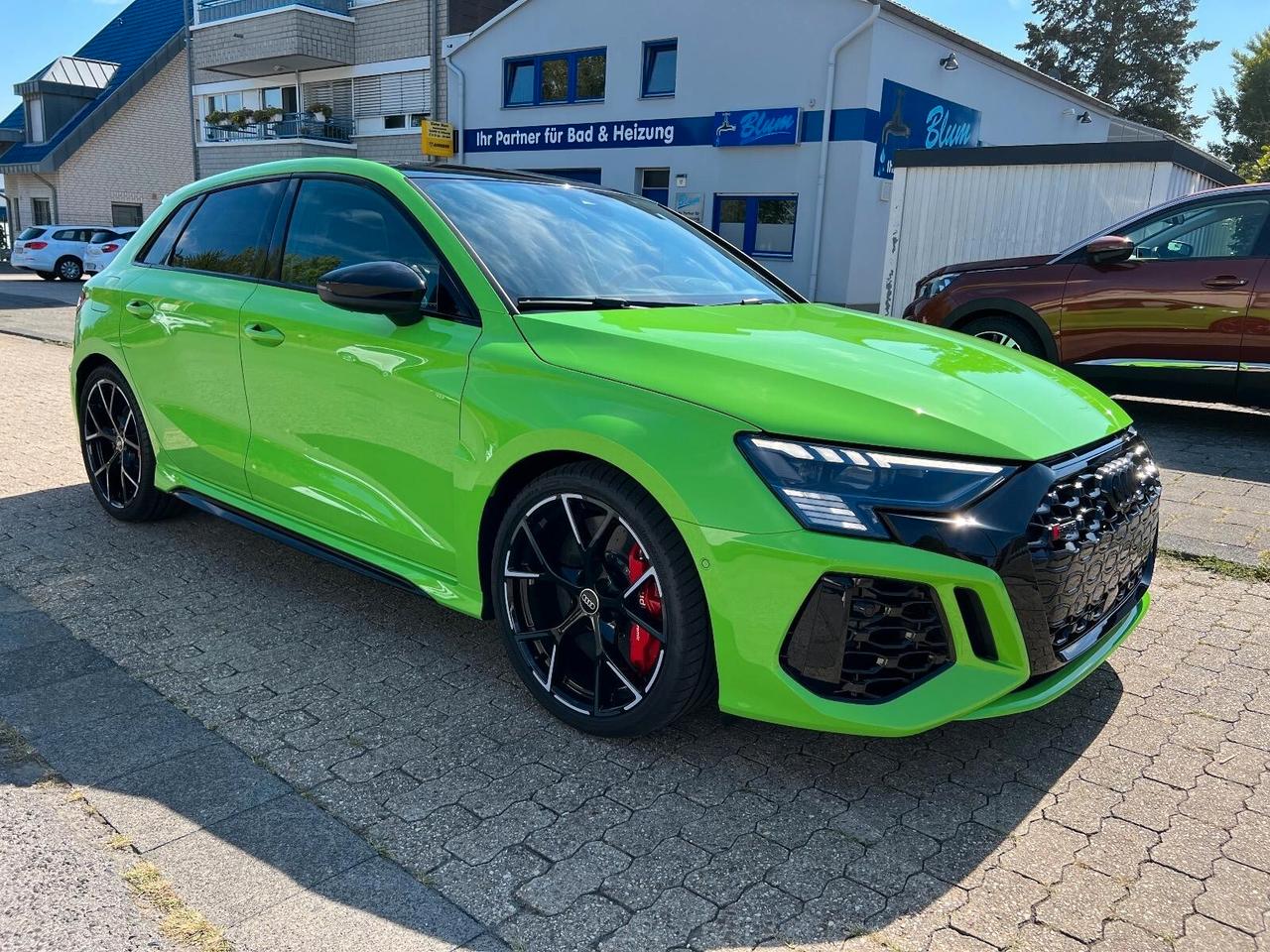 Audi A3 RS 3 SPB TFSI quattro S tronic CERAMIC