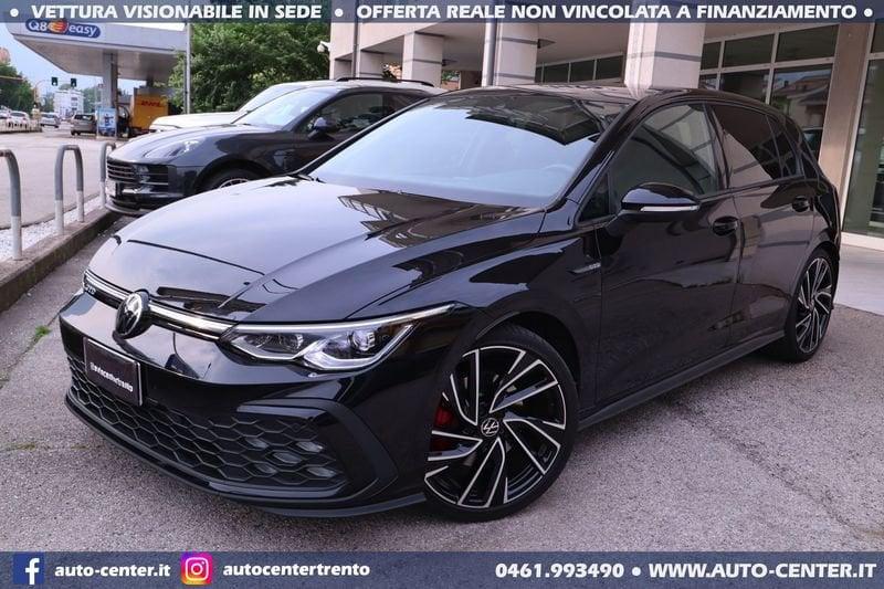 Volkswagen Golf 8 GTD DSG 2.0 TDI 200CV 19 IQ.LIGHT LED