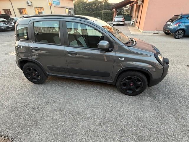 Fiat Panda 1.0 FireFly S&S Hybrid City Cross
