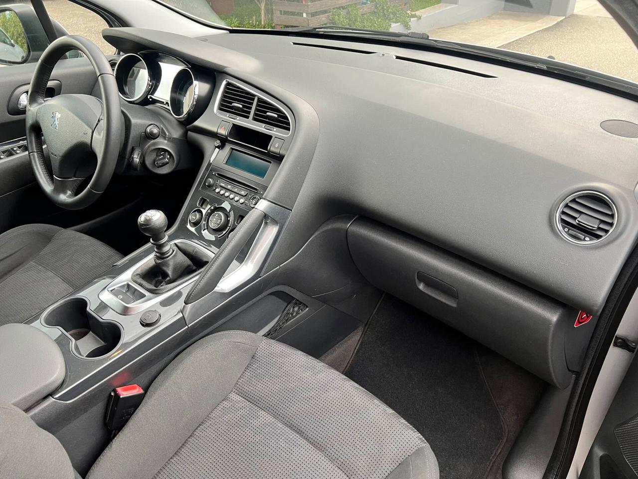 Peugeot 3008 1.6 hdi 115cv 8v Business fap CLIMA/PDC/TEL. PERF.