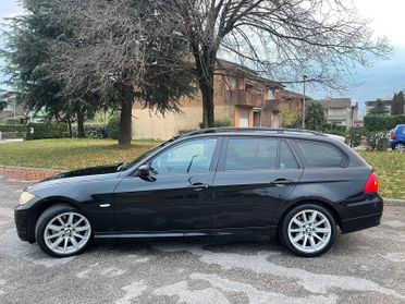 Bmw 320 320d cat xDrive Touring Futura 130 kw