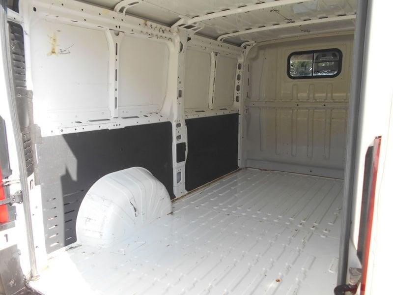 Peugeot Boxer 335 22 HDi 140 PM-TN Furgone