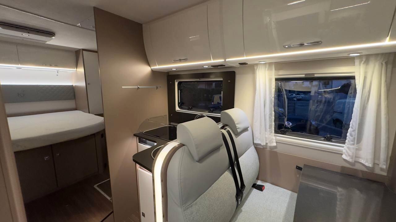 Etrusco MOTORHOME I6900 QB CLIMA GANCIO TRAINO 2000 KG
