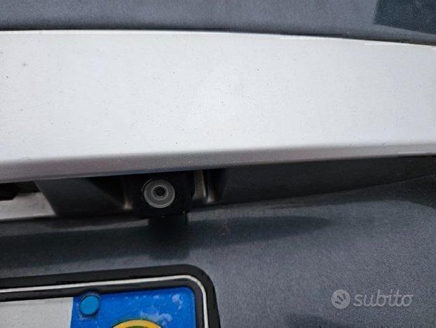 Renault Scenic 7 POSTI VALUTIAMO USATO/SCAMBIO