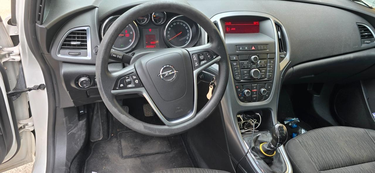 Opel Astra 1.7 CDTI 110CV Sports Tourer Cosmo