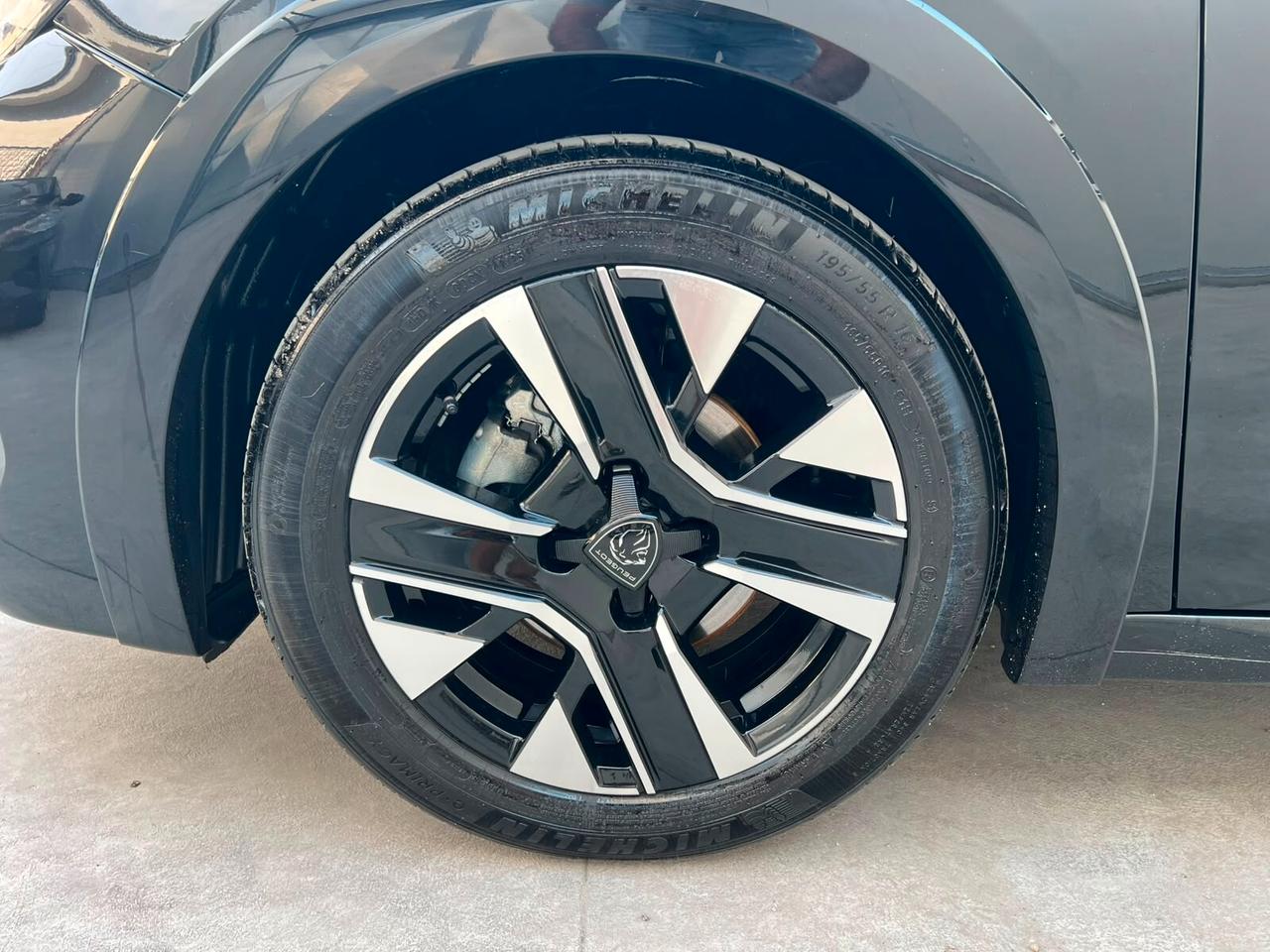 PEUGEOT 208 1.2 PURETECH 75CV 2025!!! PROMO!!!